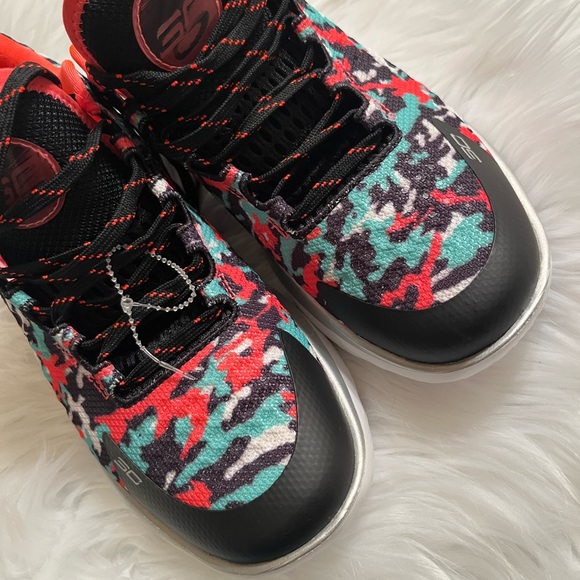 NEW UNDER ARMOUR STEPH CURRY RARE LOW FLOTRO SHOES SNEAKERS MEN’S 7 WOMENS 8.5 - Picture 9 of 13